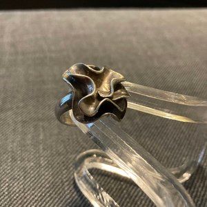 Silpada flower ring